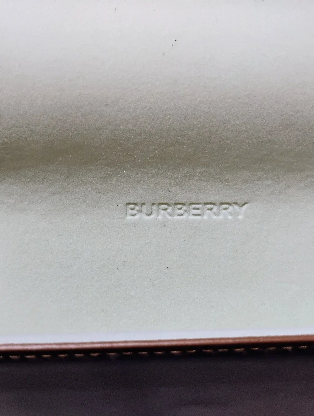 Burberry London Camel Leather Sunglass Case Magnetic Closure